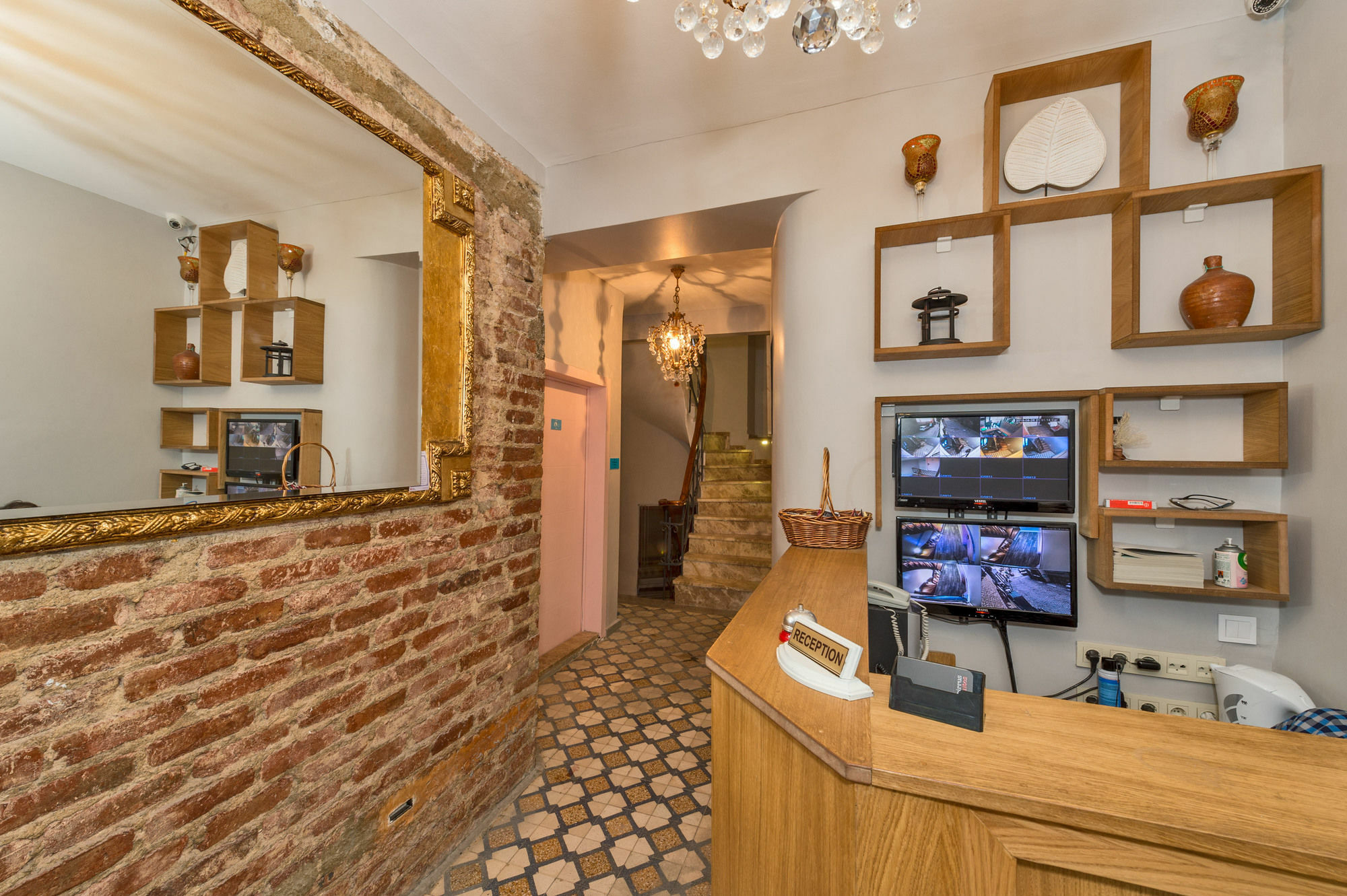 Cirrus Suites Tomtom Стамбул Экстерьер фото