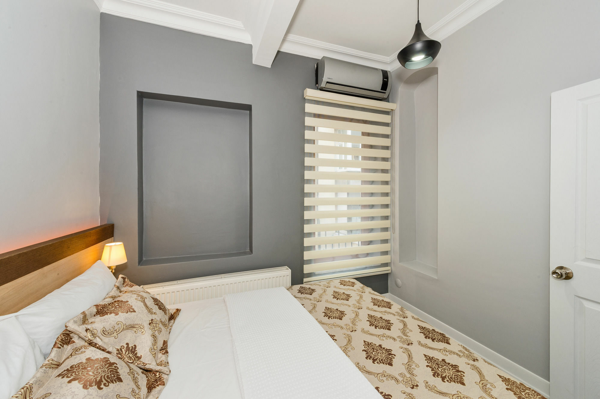 Cirrus Suites Tomtom Стамбул Экстерьер фото