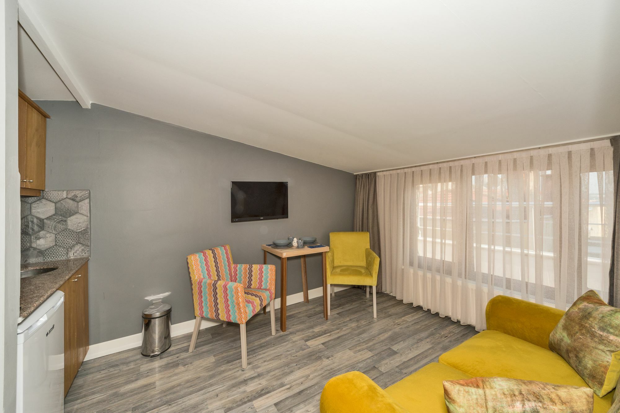 Cirrus Suites Tomtom Стамбул Экстерьер фото